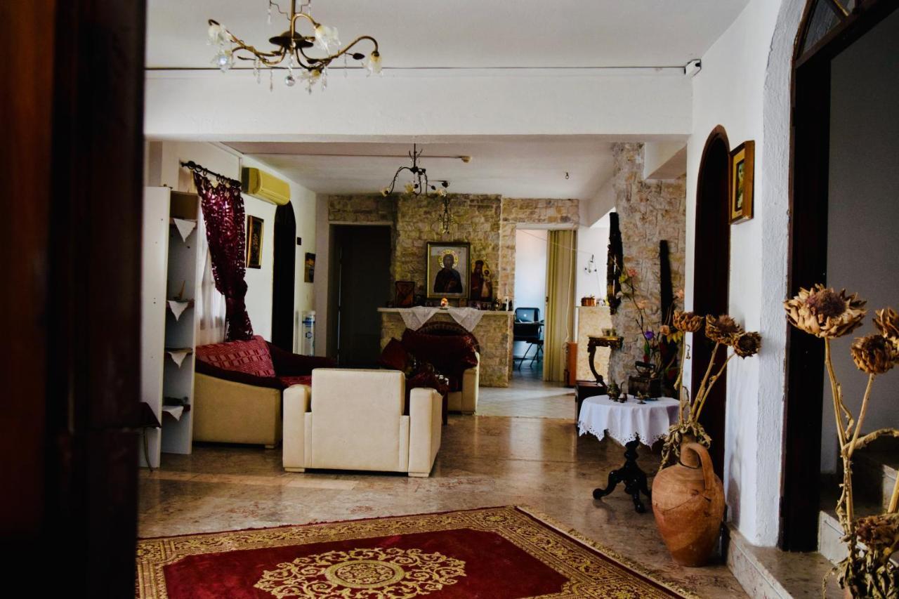 Hotel Kari อูรานูโปลี ภายนอก รูปภาพ