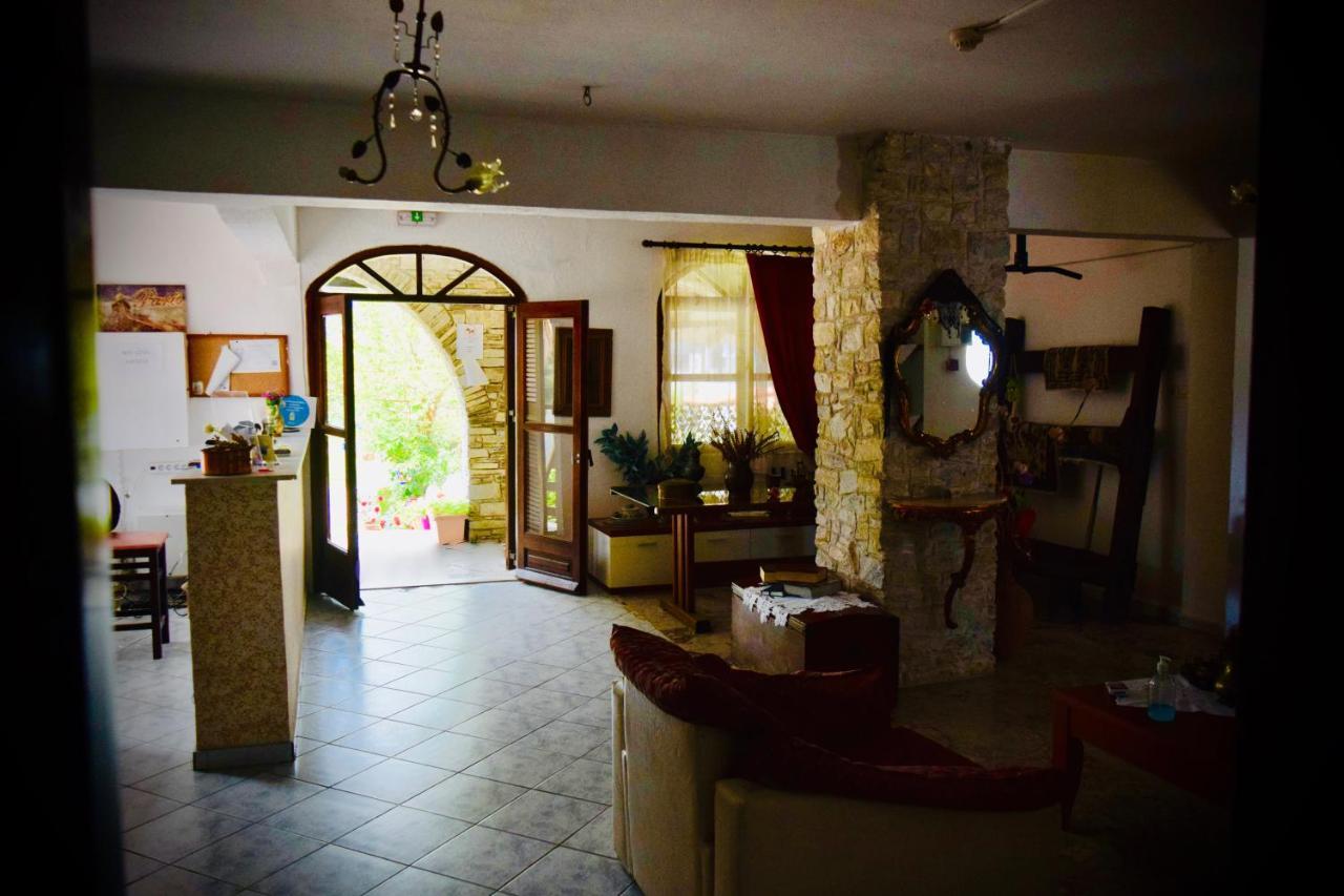 Hotel Kari อูรานูโปลี ภายนอก รูปภาพ